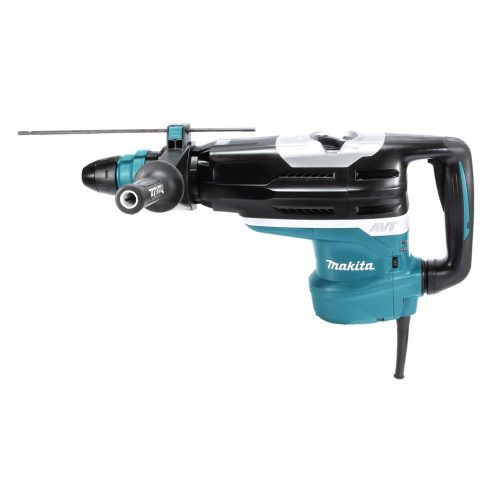 HR5212C Martello Rotativo combinato SDS-Max compatibile a Corrente Martello rotativo combinato SDS-Max compatibile 52 mm - AVT - 2 Funzioni Martello rotativo SDS Max compatibile, con impugnatura ergonomica dotato di motore da 1.510 W con avviamento morbido. Capacità di foratura nel CLS di 52 mm e potenza del colpo di 20,0 J. Dotato di 2 funzioni: percussione , rotazione + percussione. Disponibili 16 posizioni per la regolazione dello scalpello. E' presente la frizione di sicurezza per la sicurezza dell'operatore durante la lavorazione. Interruttore a slitta di blocco solo con la funzione percussione. Dotato di tecnologia anti vibrazione (AVT) per ridurre al minimo le vibrazioni durante l'utilizzo. Il sistema soft no load permette di ridurre le vibrazioni anche in fase di non lavoro. La tecnologia di feedback attivo (AFT) sempre attivo, monitora il lavoro a tutela dell'utilizzatore arrestando la macchina in caso di blocco della punta durante la foratura evitando la rotazione della stessa intorno all'asse della punta. LED per segnalare usura spazzole e anomalie. Questo utensile è la scelta ideale per lavori di ristrutturazione e costruzione. Cavo di alimentazione 5m. Accessori in dotazione: Impugnatura laterale diritta, asta di profondità, grasso per codolo, panno, valigetta.