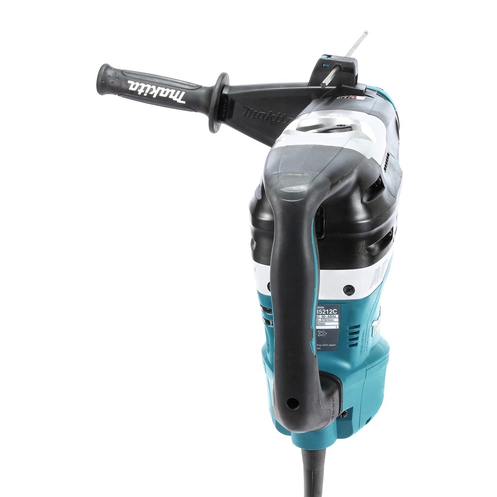 HR5212C Martello Rotativo combinato SDS-Max compatibile a Corrente Martello rotativo combinato SDS-Max compatibile 52 mm - AVT - 2 Funzioni Martello rotativo SDS Max compatibile, con impugnatura ergonomica dotato di motore da 1.510 W con avviamento morbido. Capacità di foratura nel CLS di 52 mm e potenza del colpo di 20,0 J. Dotato di 2 funzioni: percussione , rotazione + percussione. Disponibili 16 posizioni per la regolazione dello scalpello. E' presente la frizione di sicurezza per la sicurezza dell'operatore durante la lavorazione. Interruttore a slitta di blocco solo con la funzione percussione. Dotato di tecnologia anti vibrazione (AVT) per ridurre al minimo le vibrazioni durante l'utilizzo. Il sistema soft no load permette di ridurre le vibrazioni anche in fase di non lavoro. La tecnologia di feedback attivo (AFT) sempre attivo, monitora il lavoro a tutela dell'utilizzatore arrestando la macchina in caso di blocco della punta durante la foratura evitando la rotazione della stessa intorno all'asse della punta. LED per segnalare usura spazzole e anomalie. Questo utensile è la scelta ideale per lavori di ristrutturazione e costruzione. Cavo di alimentazione 5m. Accessori in dotazione: Impugnatura laterale diritta, asta di profondità, grasso per codolo, panno, valigetta.