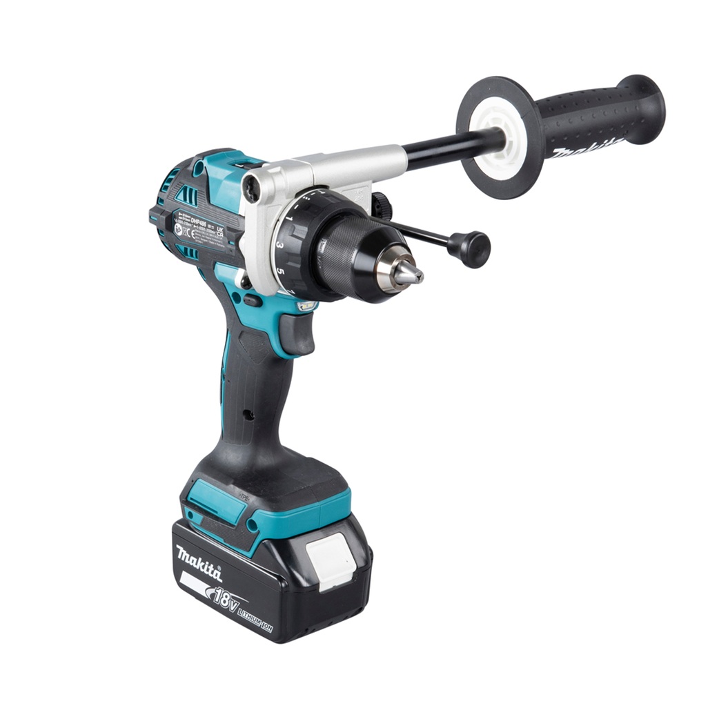 DHP486RTJ – Trapano Avvitatore a Percussione LXT a Batteria Trapano avvitatore c/percussione 18V 13 mm - 130Nm – BL Trapano avvitatore con percussione LXT® 18V efficiente dotato di motore senza spazzole per applicazioni di avvitatura e foratura con o senza l'utilizzo della percussione. Possibilità di impostare due livelli di potenza. Coppia di serraggio massima 130 / 65 Nm. Uno strumento versatile per installatori, costruttori e personale di manutenzione. Luce LED integrata. Fornito con due batterie da 5,0 Ah e caricabatterie. fornito con valigetta MAKPAC.
