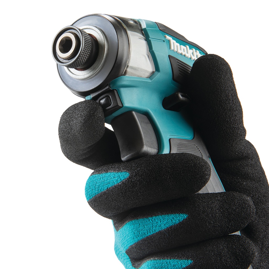 Avvitatore a impulsi 18V 1/4" 180Nm - BL Avvitatore ad impulsi DTD173RTJ LXT® 18V compatto e leggero con attacco 1/4" e motore brushless per alte prestazioni. Compatto e leggero di facile utilizzo con coppia di serraggio max di 180 Nm, adatto per un serraggio veloce. Illuminazione ad anello per ridurre le ombre sul punto di lavoro. Fornito con due batterie 5,0 Ah e caricabatterie. Fornito con valigetta MAKPAC.