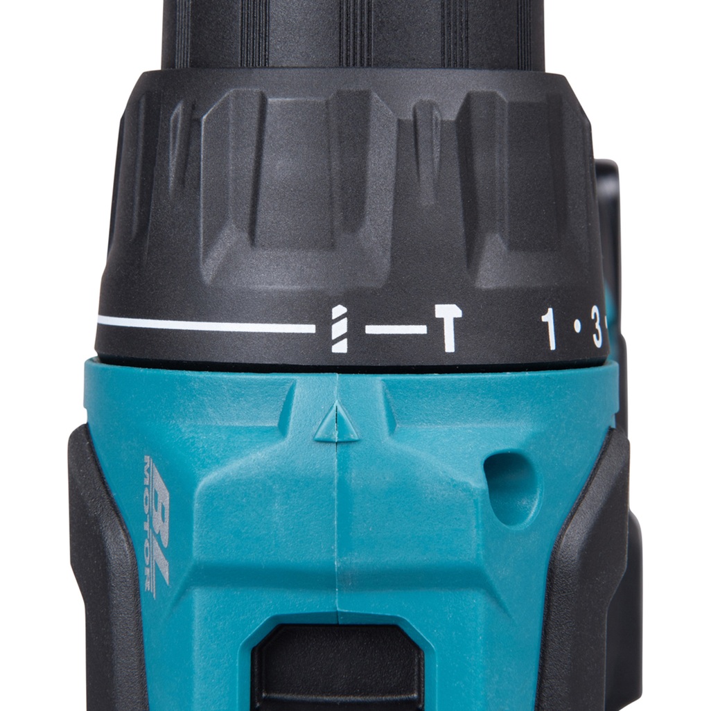 18V • 65Nm • 0-500/0–1.900 g/min Trapano avvitatore c/ percussione 18V 13 mm - 65Nm Trapano avvitatore con percussione 18V efficiente dotato di motore brushless per applicazioni di avvitatura e foratura con o senza l'utilizzo della percussione. Possibilità di impostare due livelli di potenza. Coppia di serraggio massima 65 Nm. Uno strumento versatile per installatori, costruttori e personale di manutenzione. Luce LED integrata. Fornito senza batterie e caricabatterie.