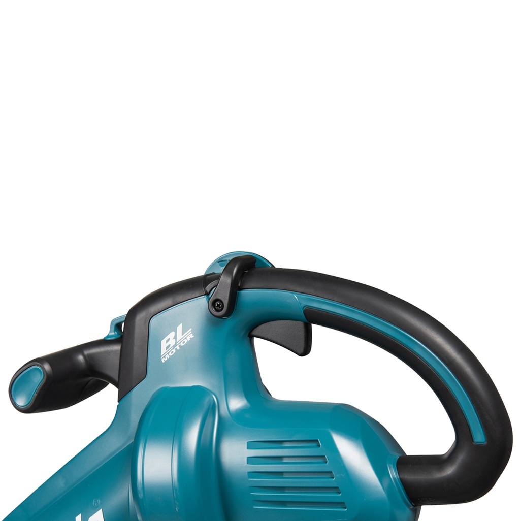 18V • 64 m/s • 4,2 m³/min • 3,3 kPa • 6,1m³/min Soffiatore/Aspiratore LXT®, 18V, 64 m/s, 4,2 m³/minsoffiatore bivalente con funzione di aspirazione e sacco di raccolta: dotato di motore BL da 18V